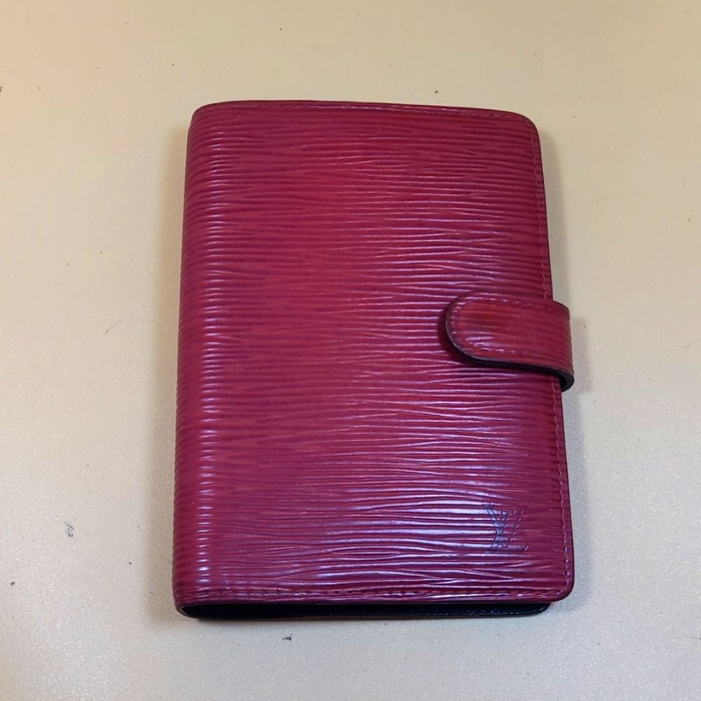 Authentic Louis Vuitton Epi Agenda Wallet PM